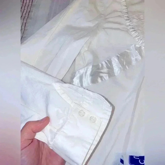 💥🏵️ Victorian style 97% Cotton Shirt  (pure white)& White and Blue neckerchief - Picture 5 of 10